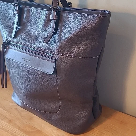 DAVID JONES PARIS Adrift Faux Leather Shoulder Bag - Picture 5 of 16